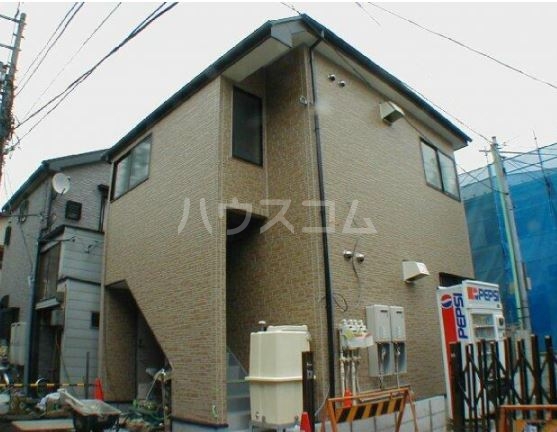 2/4 外観