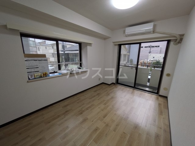 2/30 リビング/ダイニング