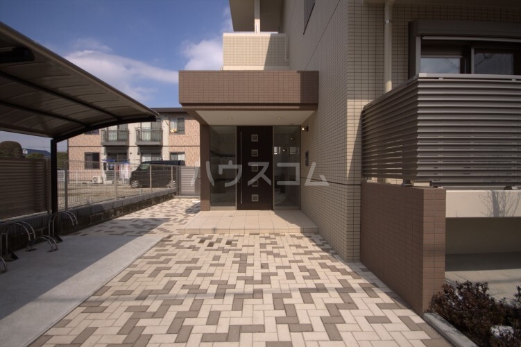 2/6 エントランス