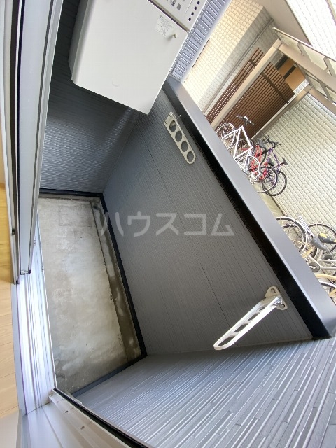 20/30 バルコニー