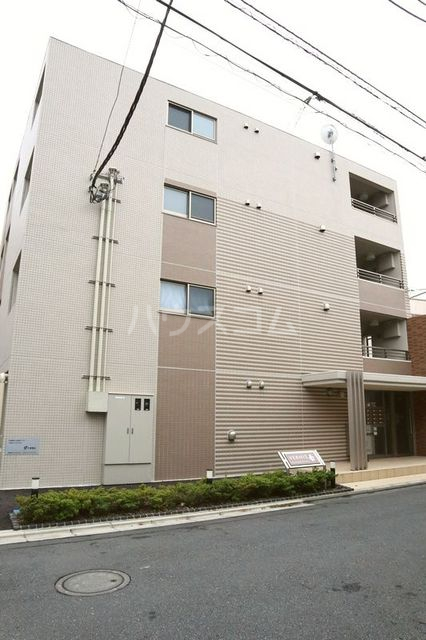 28/30 エントランス