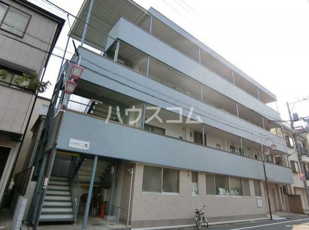 2/4 外観