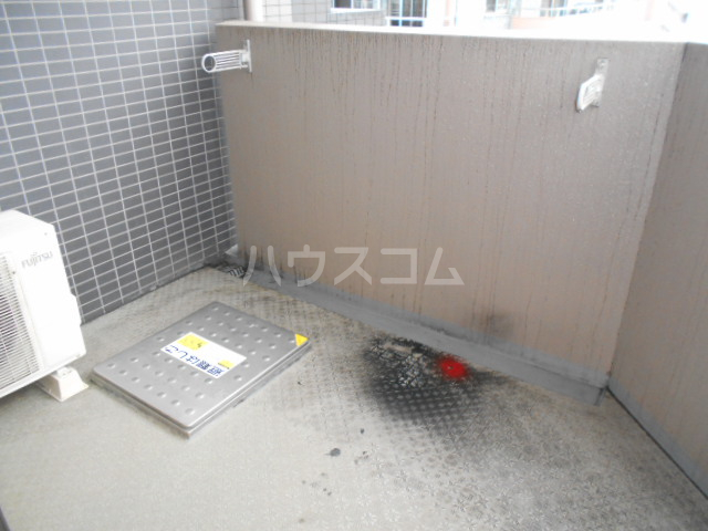 21/30 バルコニー