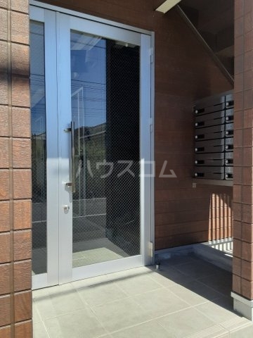 15/25 エントランス