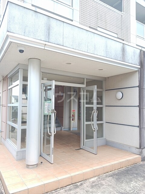 3/10 エントランス