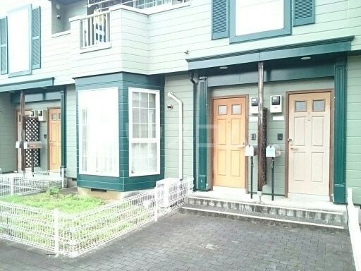 16/25 エントランス