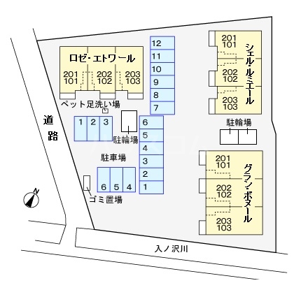 17/23 駐車場