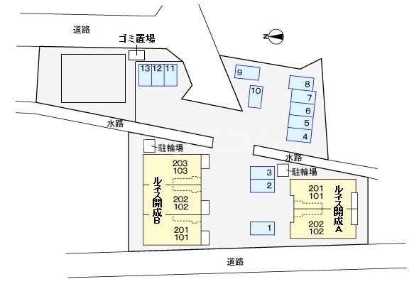 17/18 駐車場
