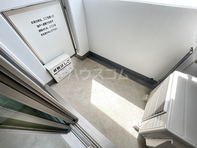 23/30 バルコニー