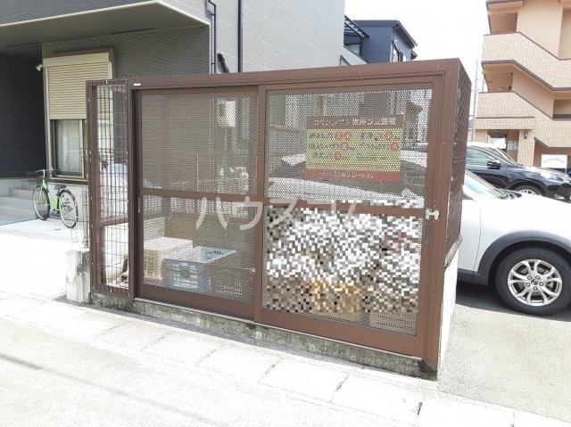 17/20 エントランス