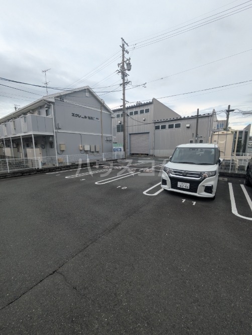 15/22 駐車場