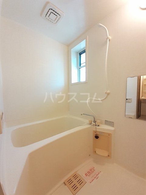 17/30 浴室
