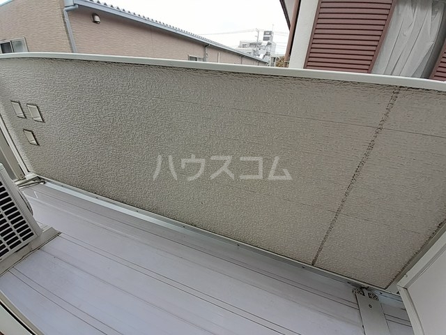 18/27 バルコニー