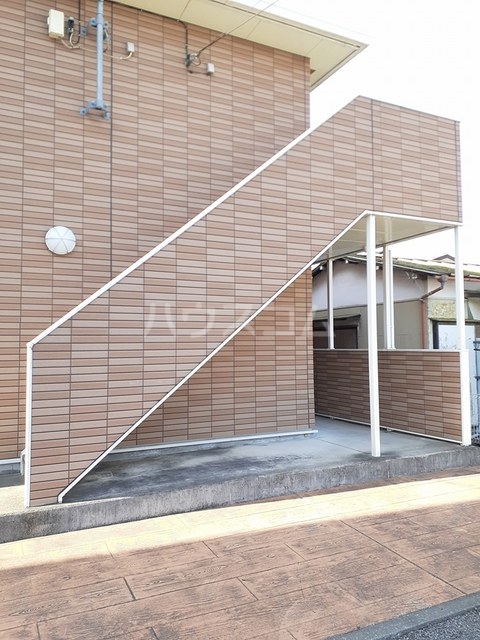 2/5 エントランス