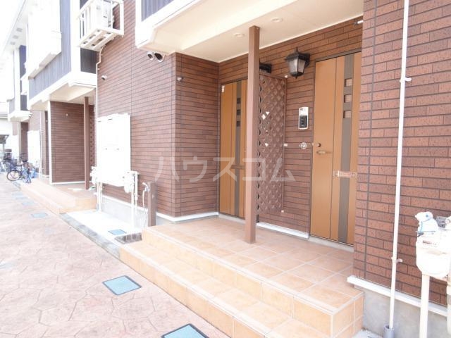 26/30 エントランス