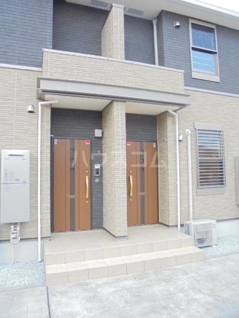 16/22 エントランス