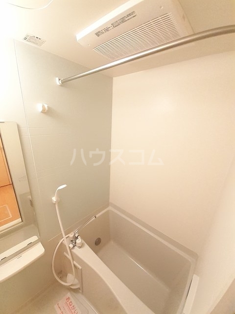17/30 浴室