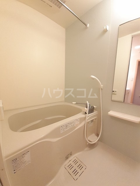 13/30 浴室