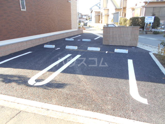26/30 駐車場