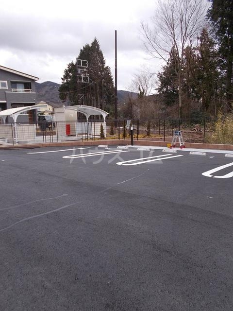 4/10 駐車場
