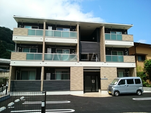 2/30 外観