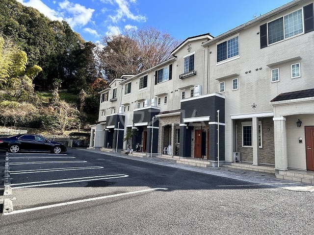 18/26 駐車場