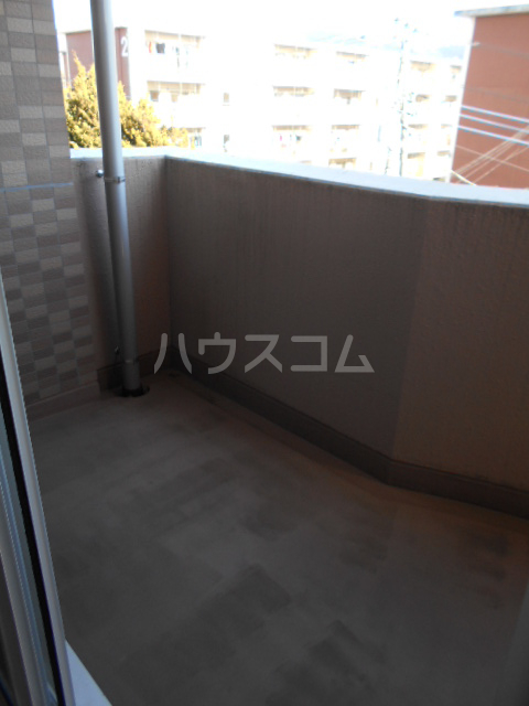 17/20 バルコニー
