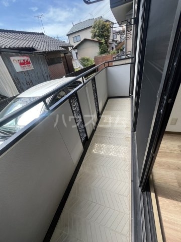 23/30 バルコニー