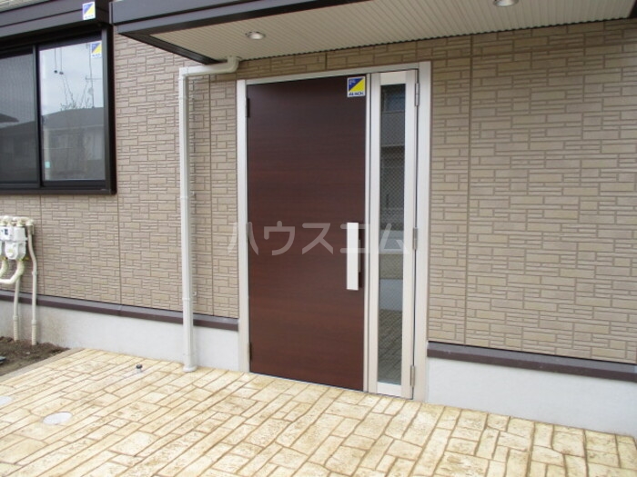 18/20 エントランス
