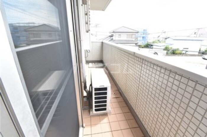 20/30 バルコニー