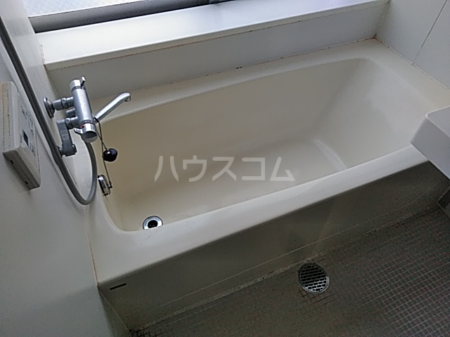 17/30 浴室