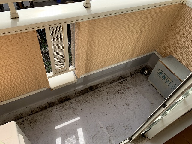 16/28 バルコニー