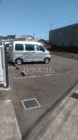 24/26 駐車場