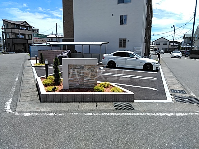 2/7 駐車場