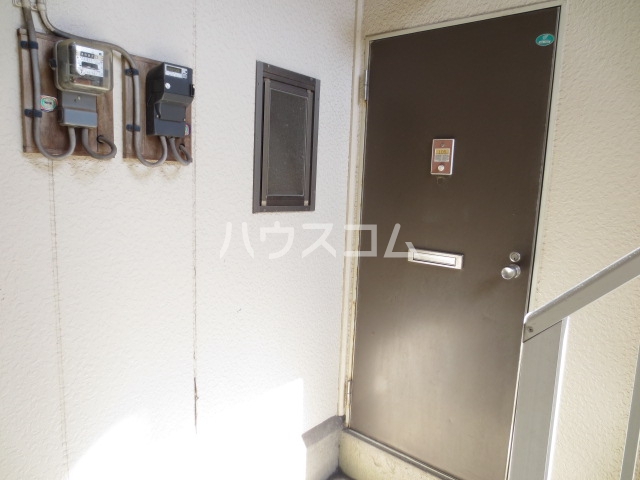 2/3 エントランス