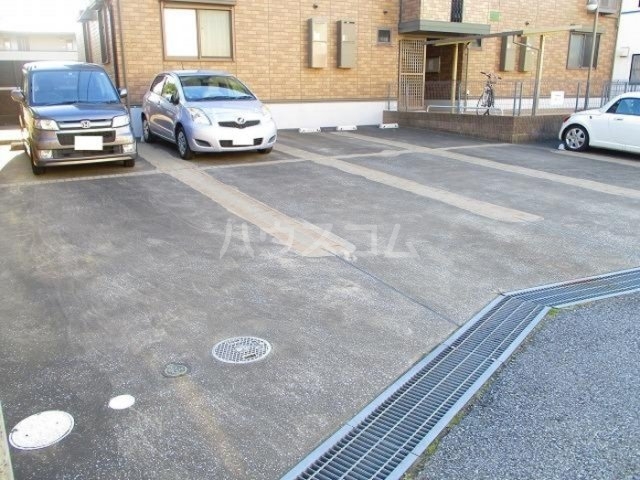 3/4 駐車場