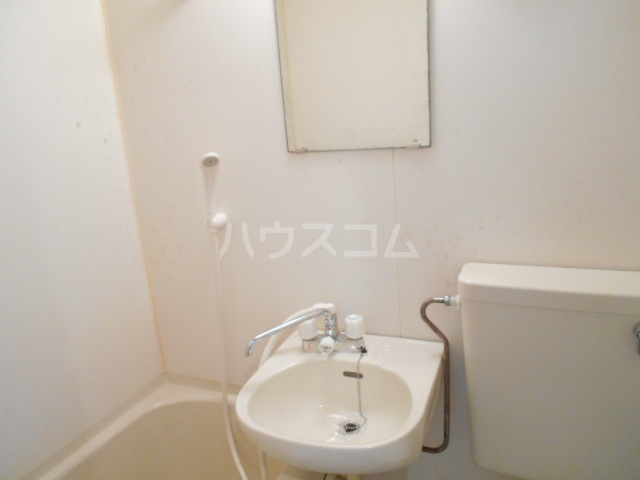 14/27 浴室