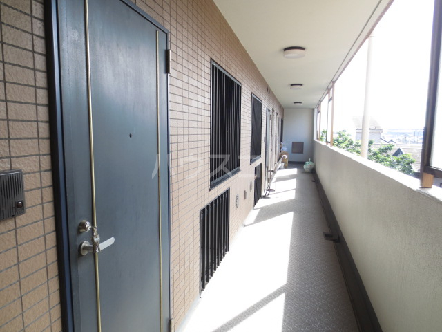 19/30 バルコニー