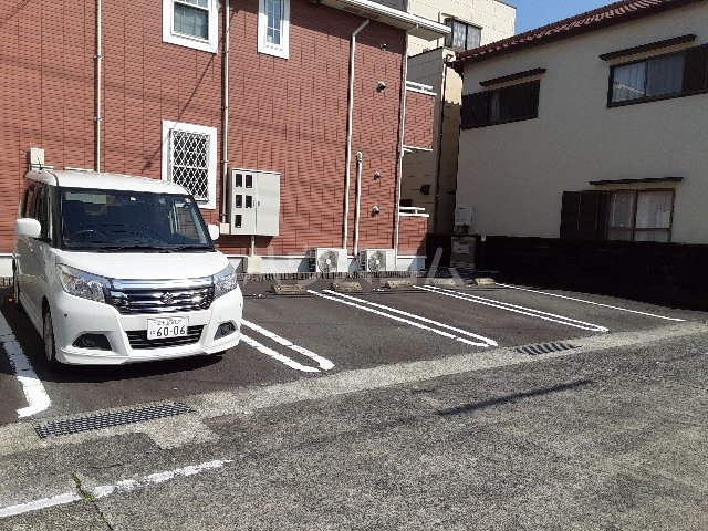 16/22 駐車場