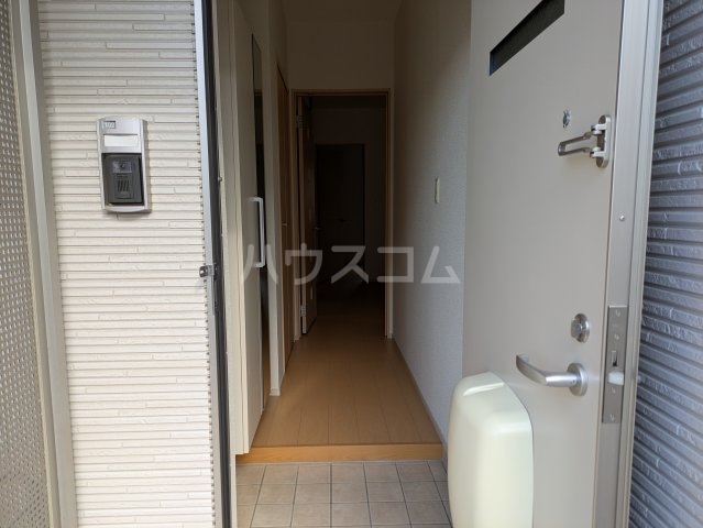 13/30 玄関