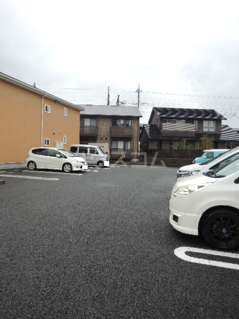 14/20 駐車場