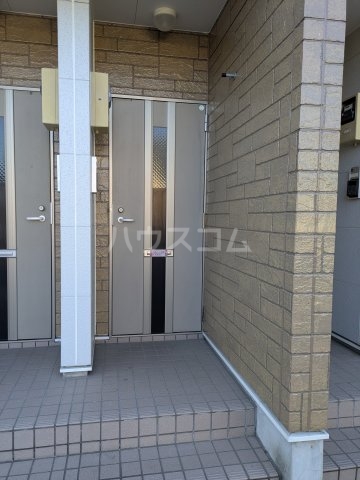 21/28 エントランス