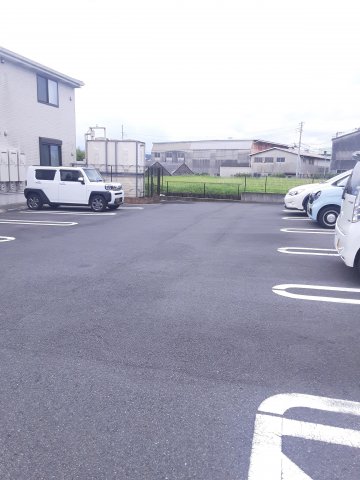 20/26 駐車場