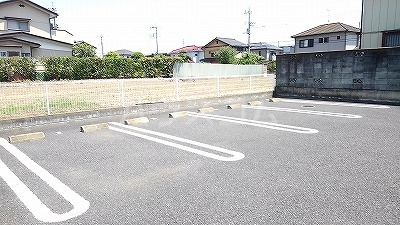 15/24 駐車場