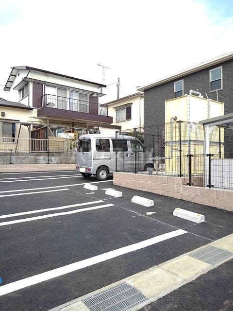 14/20 駐車場