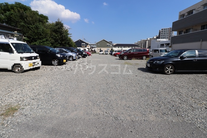 16/25 駐車場