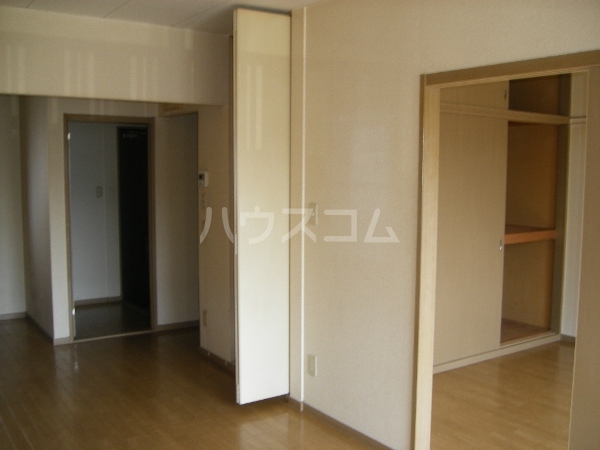 25/30 バルコニー