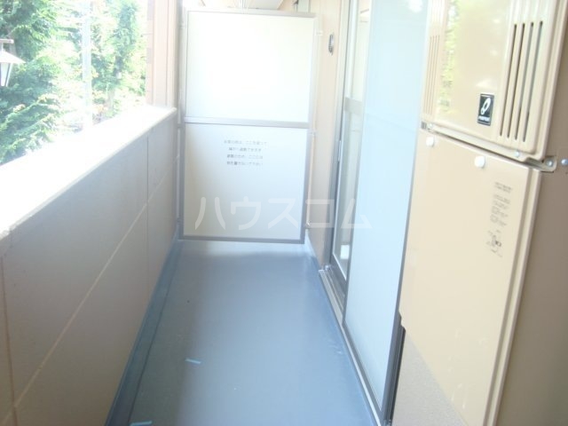 19/28 バルコニー