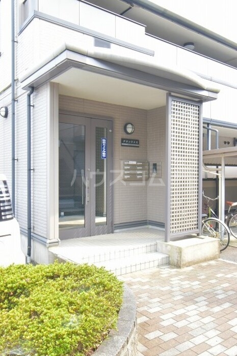 19/23 エントランス