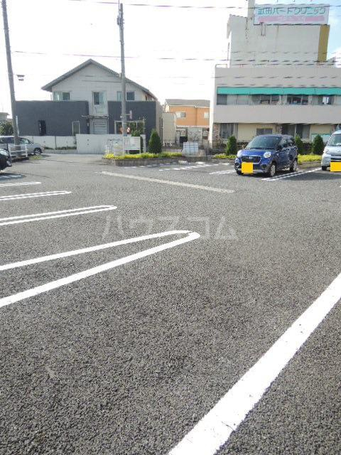 2/8 駐車場
